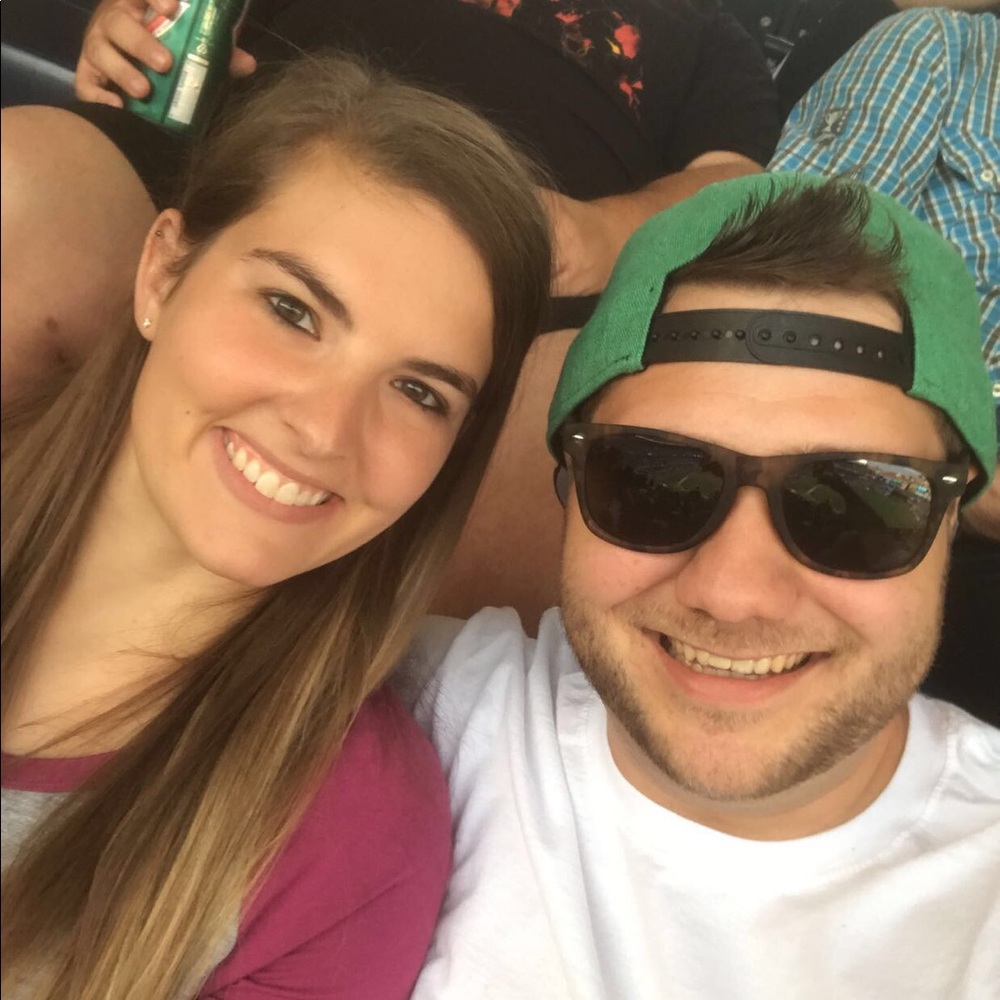 Meet your Posher, Adi